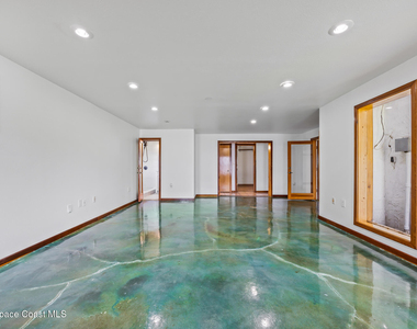 485 N Shore Drive - Photo Thumbnail 16