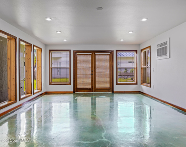485 N Shore Drive - Photo Thumbnail 17