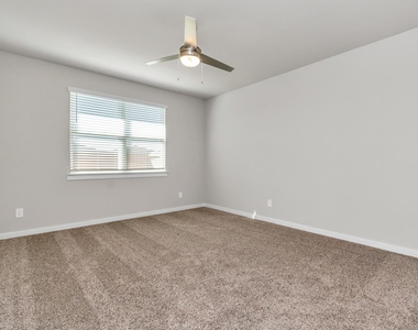 3020 Gunnersbury Drive - Photo Thumbnail 11