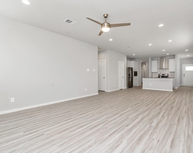 3020 Gunnersbury Drive - Photo Thumbnail 10