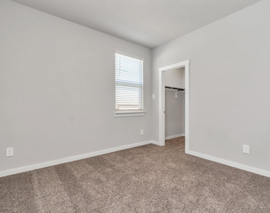 3020 Gunnersbury Drive - Photo Thumbnail 18