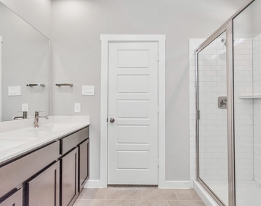 3020 Gunnersbury Drive - Photo Thumbnail 14