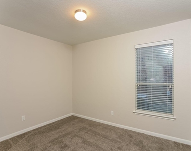 4807 Barboli - Photo Thumbnail 9