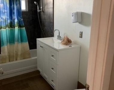 16719 Sky Blue Lane - Photo Thumbnail 7