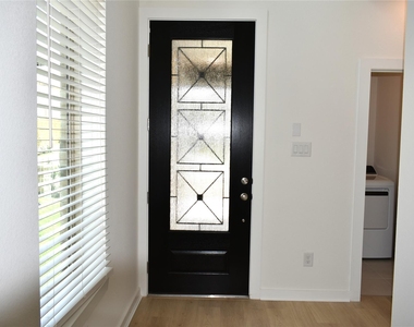 11218 Apricot Sulpher Drive - Photo Thumbnail 8