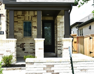 11218 Apricot Sulpher Drive - Photo Thumbnail 7