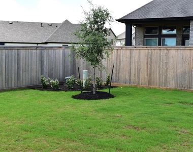 11218 Apricot Sulpher Drive - Photo Thumbnail 31