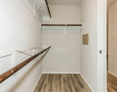24127 Avogadro Drive - Photo Thumbnail 10