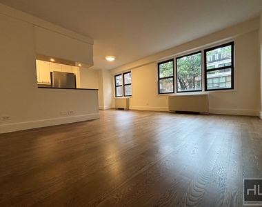East 63 Street - Photo Thumbnail 1