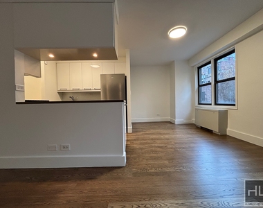 East 63 Street - Photo Thumbnail 2