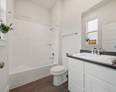26307 Camden Canyon Avenue - Photo Thumbnail 22