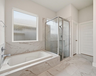 26307 Camden Canyon Avenue - Photo Thumbnail 20