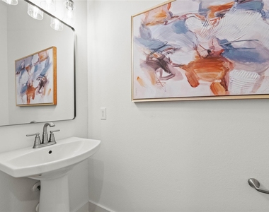1308 Neiman Ln - Photo Thumbnail 10