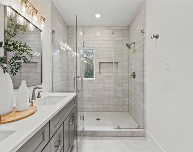 1308 Neiman Ln - Photo Thumbnail 4