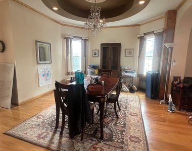 619 East 7 Street - Photo Thumbnail 1