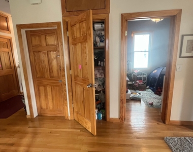 619 East 7 Street - Photo Thumbnail 14