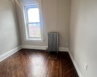 1129 Rogers Avenue - Photo Thumbnail 9