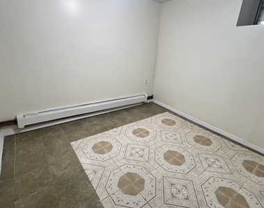 1043 East 14 Street - Photo Thumbnail 7