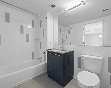 310 Clarkson Avenue - Photo Thumbnail 6