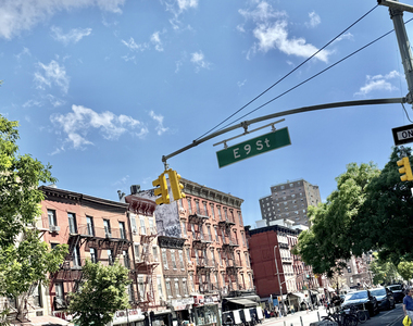 East 9th Street - Photo Thumbnail 6