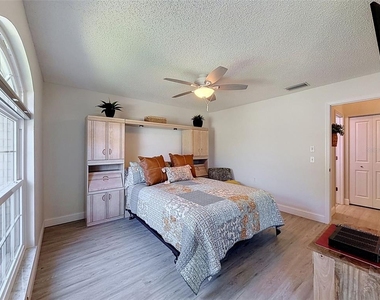 7442 Woodhollow Road - Photo Thumbnail 41