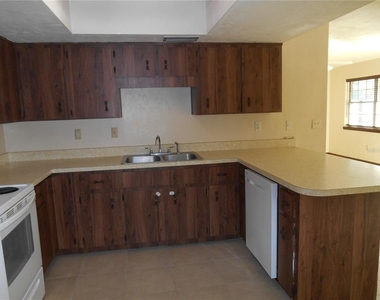 1564 S Montgomery Street - Photo Thumbnail 4