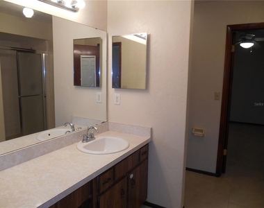 1564 S Montgomery Street - Photo Thumbnail 8