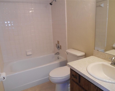 1564 S Montgomery Street - Photo Thumbnail 13