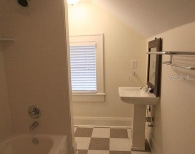 2404 N Morgan Street - Photo Thumbnail 23