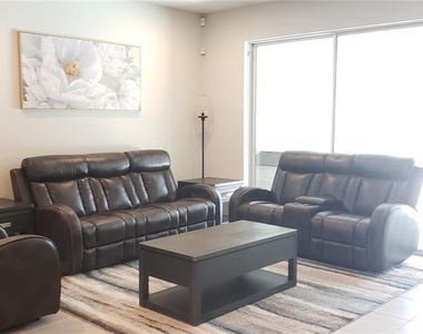 2511 Early Dawn Court - Photo Thumbnail 9