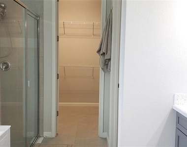 2511 Early Dawn Court - Photo Thumbnail 14