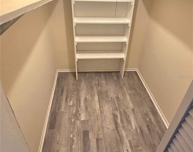 8605 Huron Court - Photo Thumbnail 12