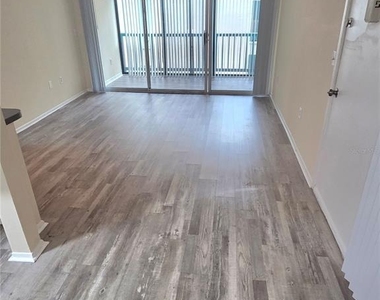 8605 Huron Court - Photo Thumbnail 4