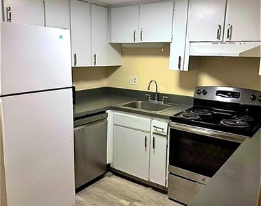 8605 Huron Court - Photo Thumbnail 8