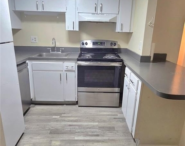 8605 Huron Court - Photo Thumbnail 9