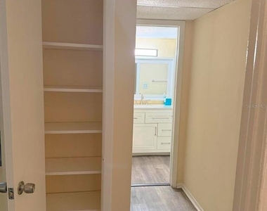 8605 Huron Court - Photo Thumbnail 11