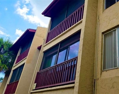 8605 Huron Court - Photo Thumbnail 16