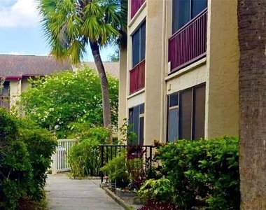 8605 Huron Court - Photo Thumbnail 17
