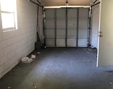 6910 S Trask Street - Photo Thumbnail 9