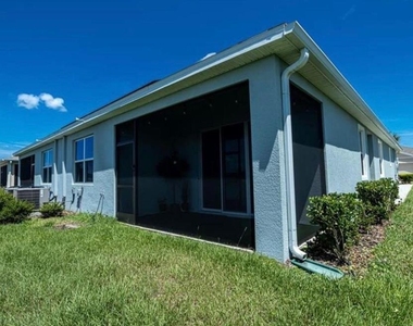 7916 Stonebrook Circle - Photo Thumbnail 10