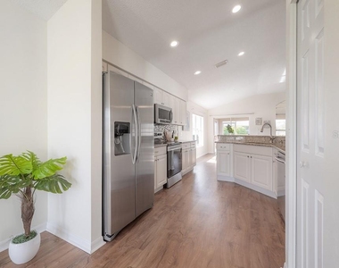 1639 Arbor Knoll Loop - Photo Thumbnail 8