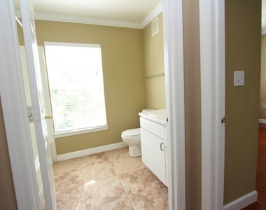 18517 Bridle Club Drive - Photo Thumbnail 9