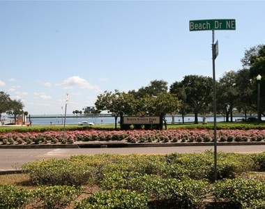200 4th Avenue S - Photo Thumbnail 71