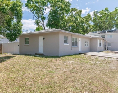 2600 52nd Avenue N - Photo Thumbnail 13