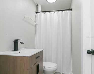 2600 52nd Avenue N - Photo Thumbnail 12