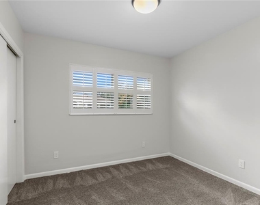 2910 W Price Avenue - Photo Thumbnail 18