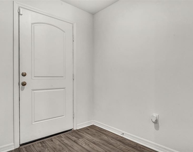 5314 Companion Lane - Photo Thumbnail 4