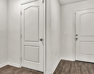 5314 Companion Lane - Photo Thumbnail 5