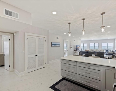 4950 Gulf Boulevard - Photo Thumbnail 13