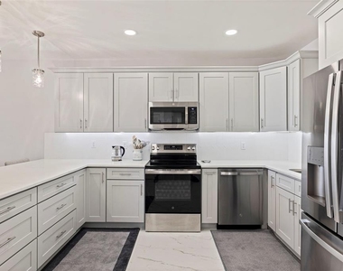 4950 Gulf Boulevard - Photo Thumbnail 10